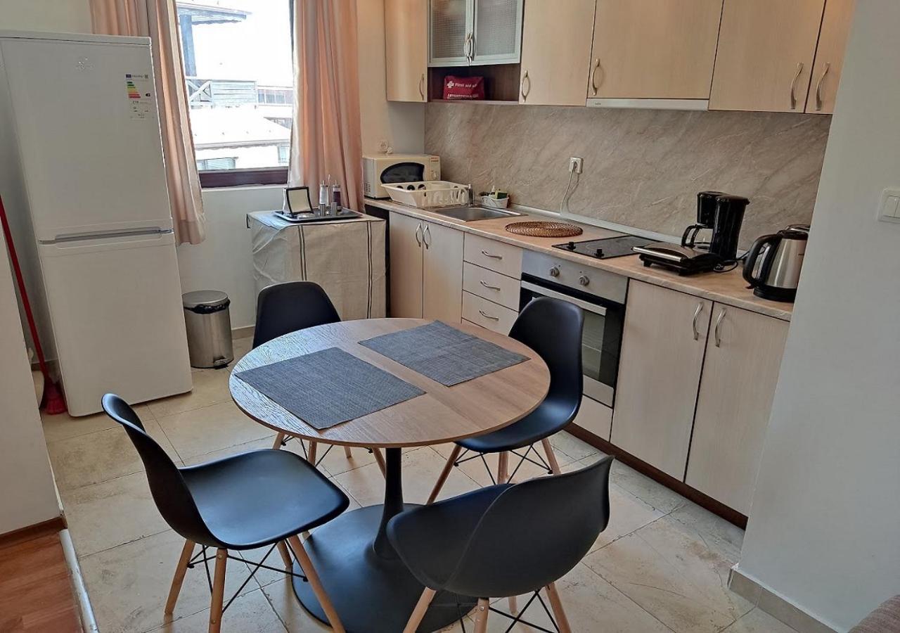 Family 2 Bed Apartment In Bansko Exterior photo