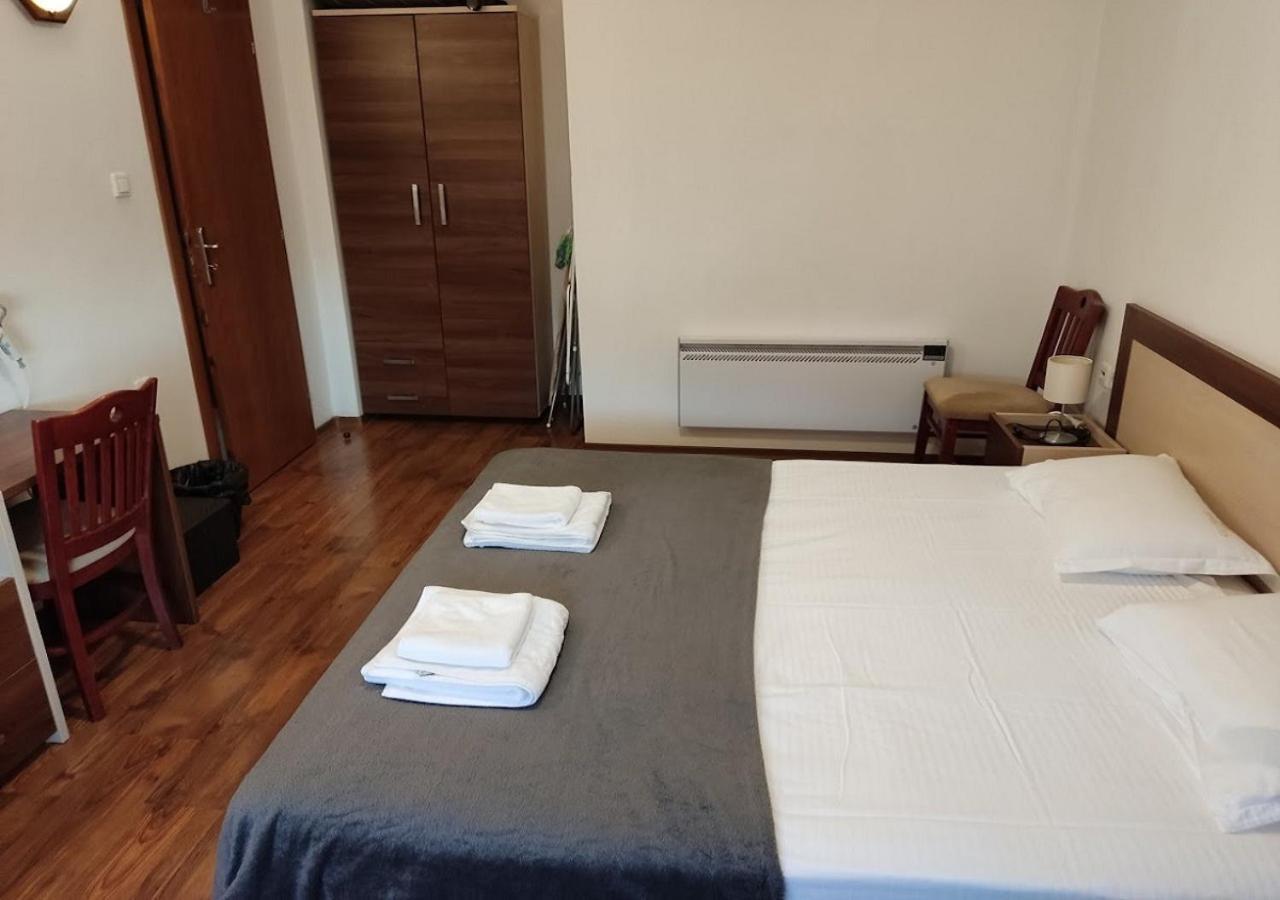 Family 2 Bed Apartment In Bansko Exterior photo